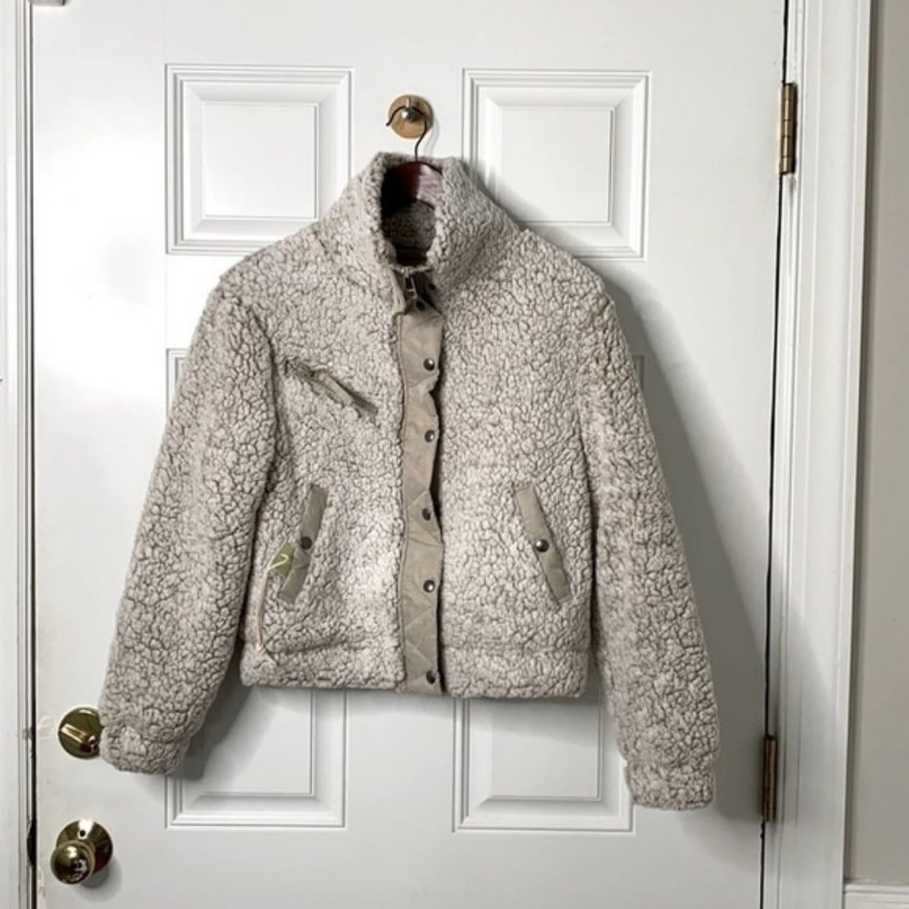 Blank NYC Teddy Shearling Women's Coat in Cream/Taupe Size: Extra Small NWT - Picture 2 of 9